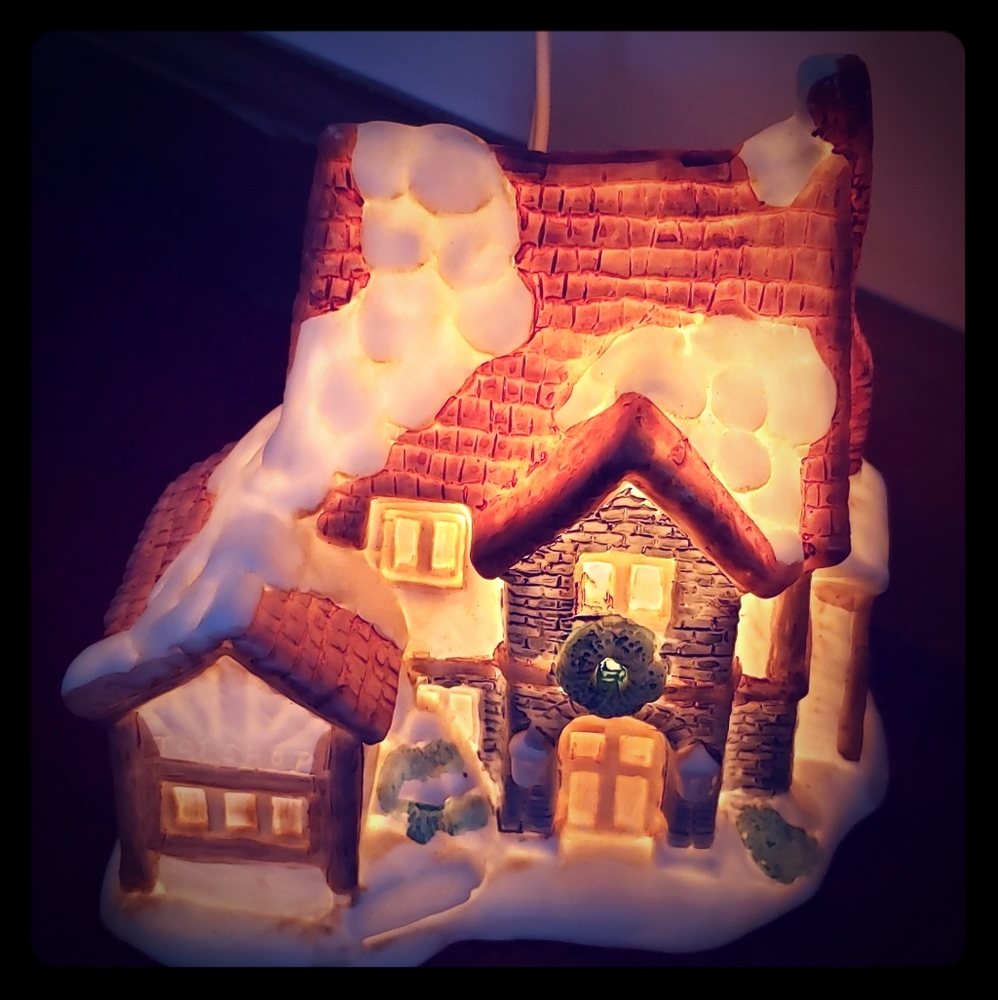Vintage Porcelain Holiday Night Light Toy Shop